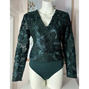 Express Emerald Green Floral Lace Long Sleeve Plunge V-Neck Bodysuit M